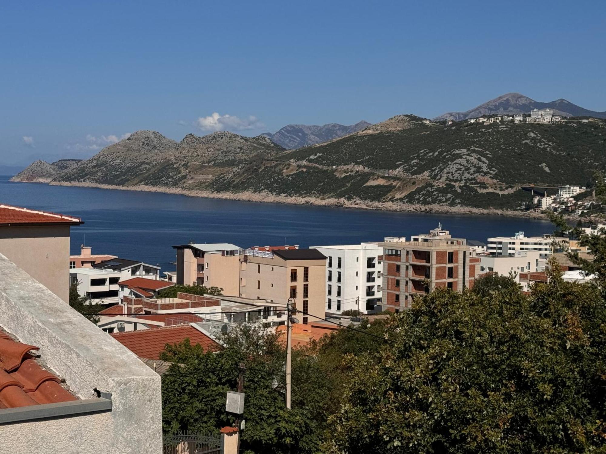Villa Del Mare Dobra Voda Eksteriør billede