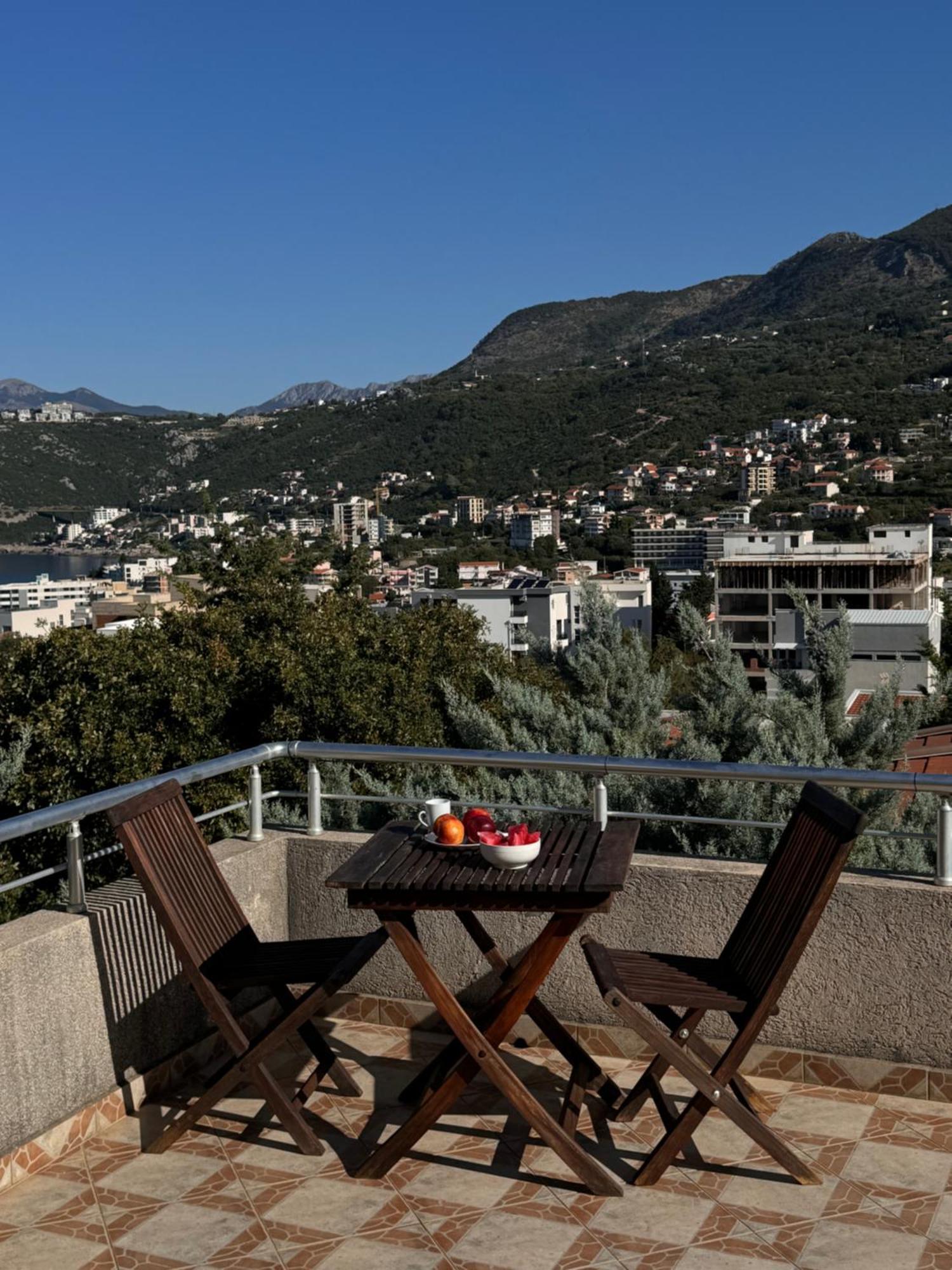 Villa Del Mare Dobra Voda Eksteriør billede