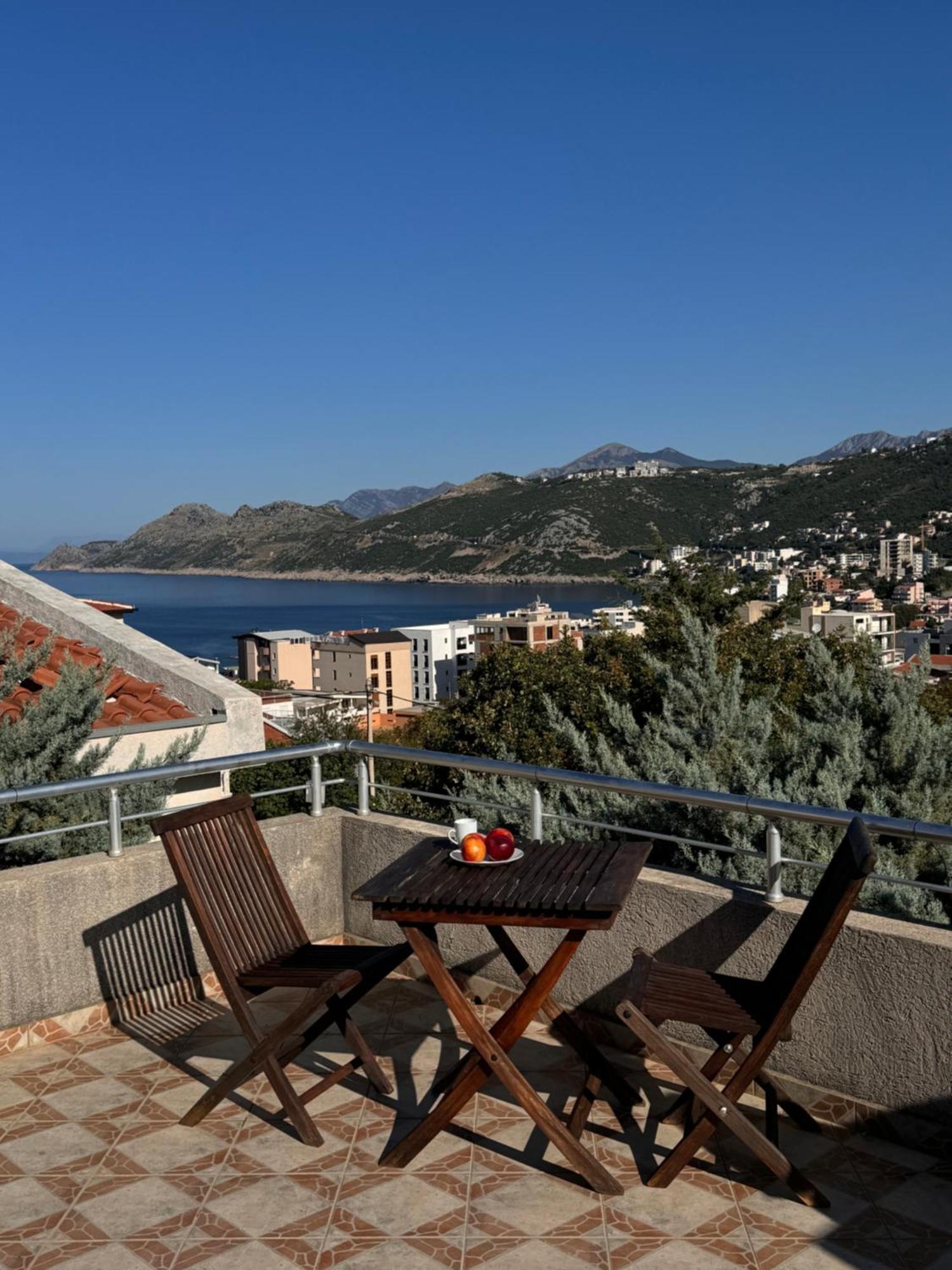 Villa Del Mare Dobra Voda Eksteriør billede