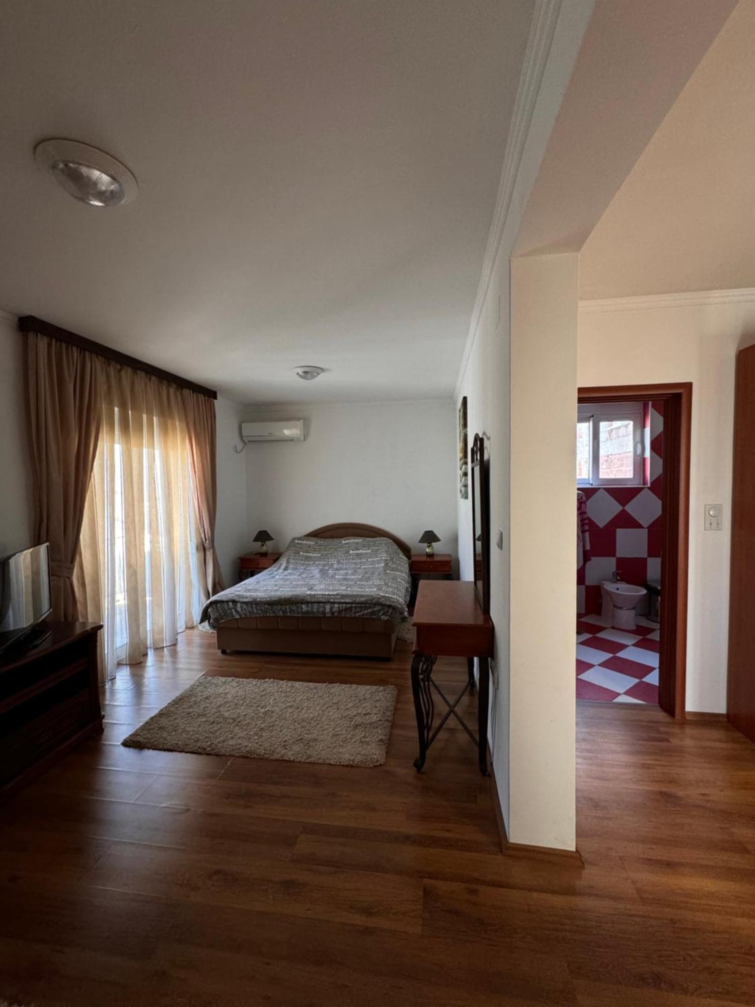 Villa Del Mare Dobra Voda Eksteriør billede