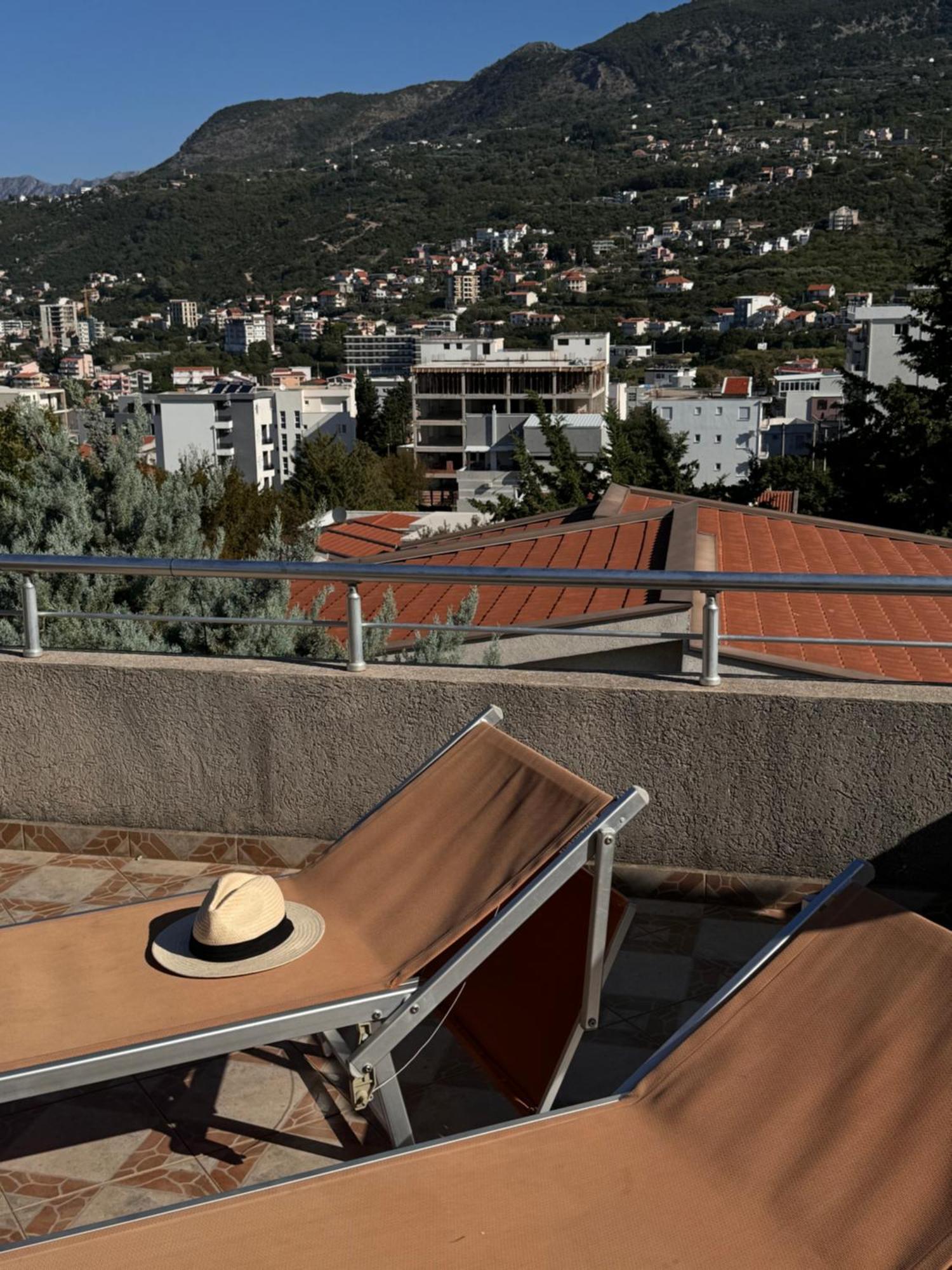 Villa Del Mare Dobra Voda Eksteriør billede