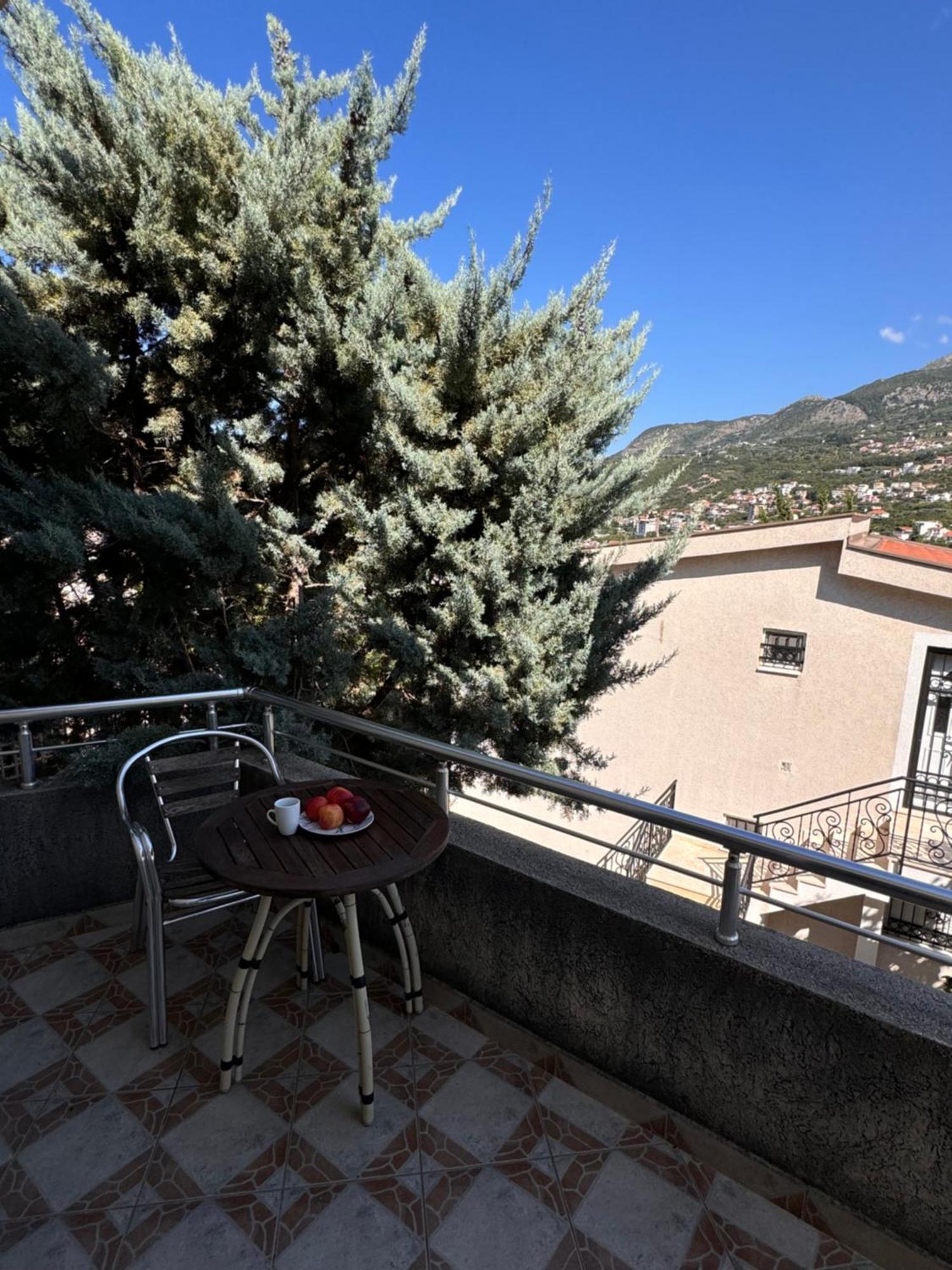 Villa Del Mare Dobra Voda Eksteriør billede